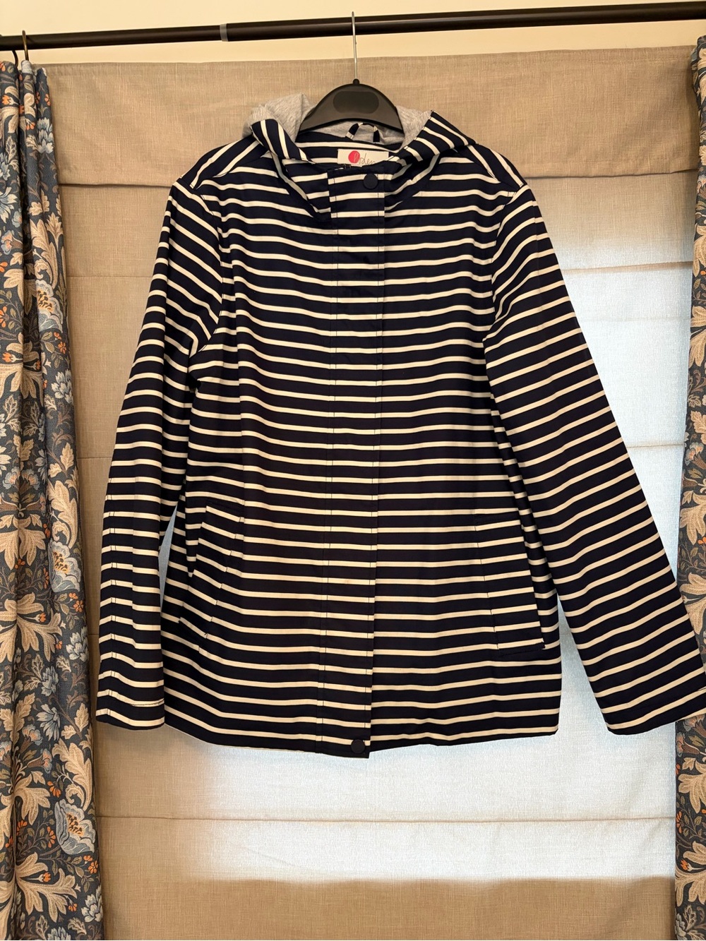 Boden Riley Waterproof Jacket - Picture 8 of 12